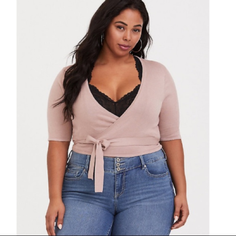 TORRID NWT BLACK LACE RACERBACK BRALETTE - Picture 2 of 5